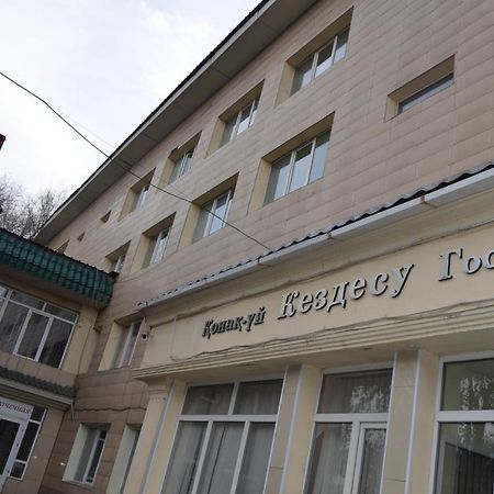 Hotel Kezdesu Алмати Екстер'єр фото